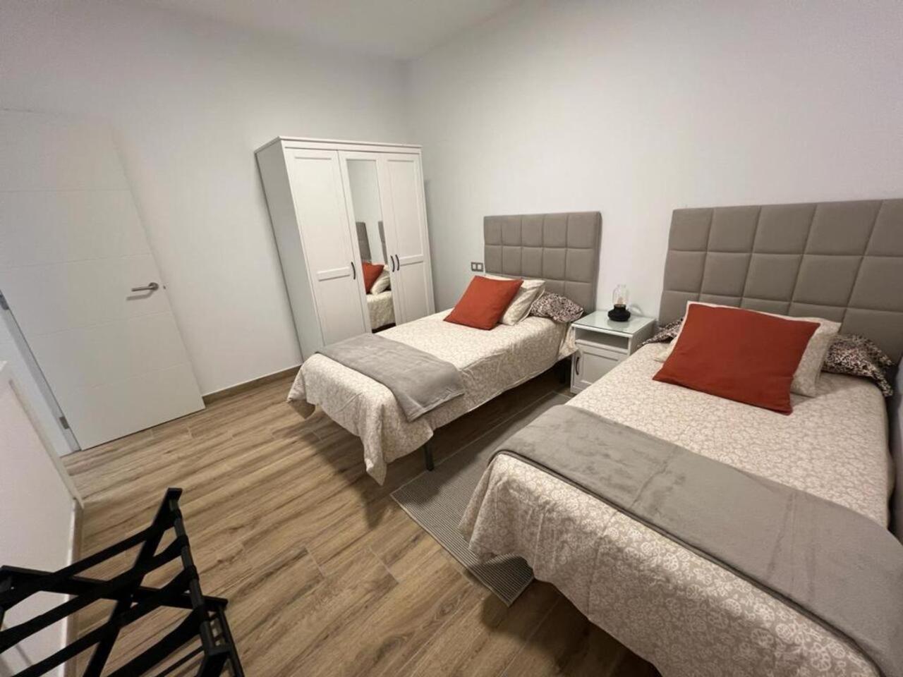 Casa Amelia - Exclusiva Con Jacuzzi En Telde Feriehus